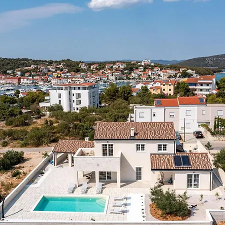 Stina Murter Holiday home Jezera