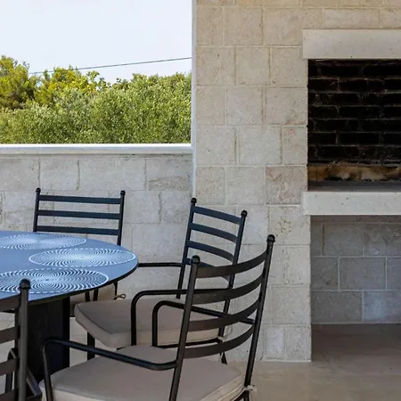 Stina Murter Holiday home *