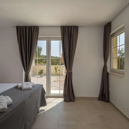 Holiday home Stina Murter Jezera