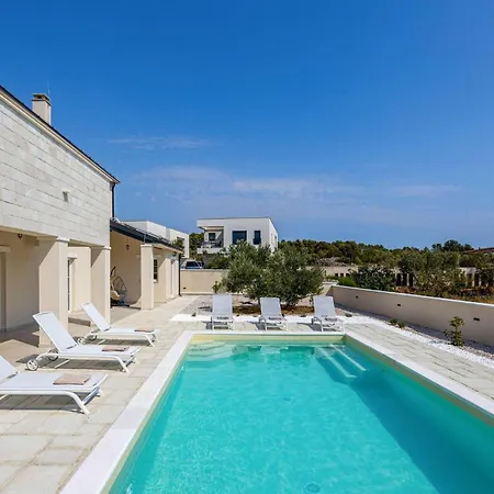 Holiday home Stina Murter Jezera